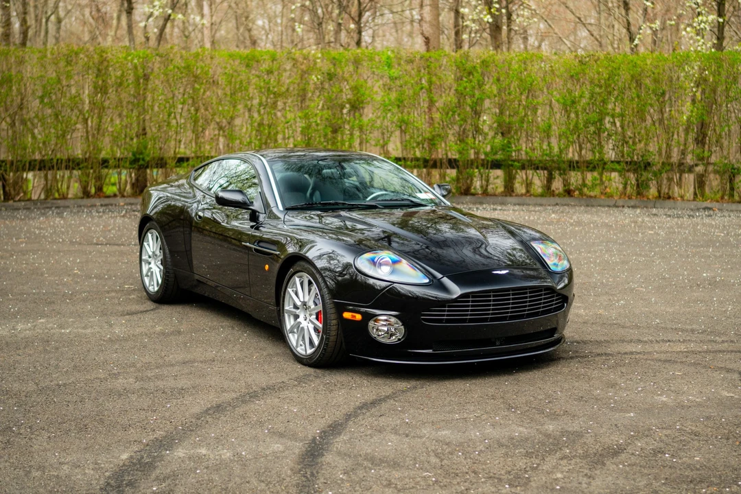 2005 Aston Martin Vanquish 1st Gen - Image 8 of 31