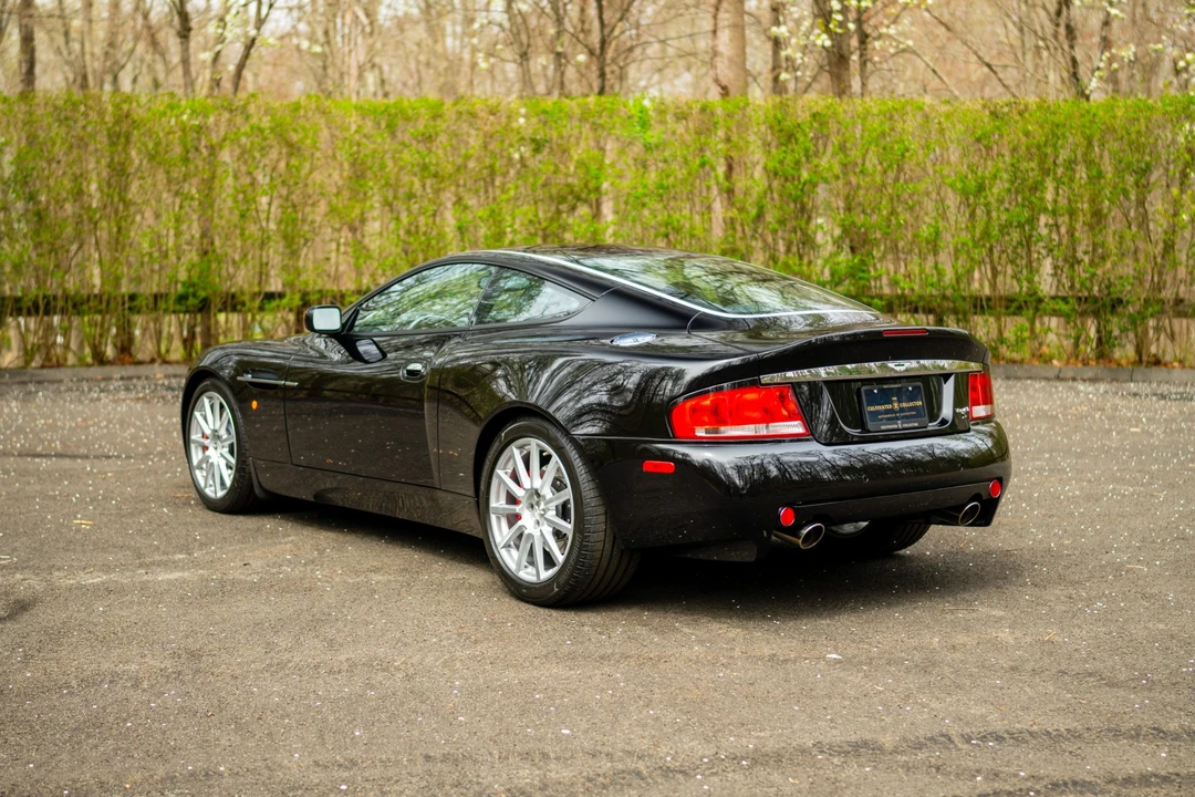 2005 Aston Martin Vanquish 1st Gen - Image 23 of 31