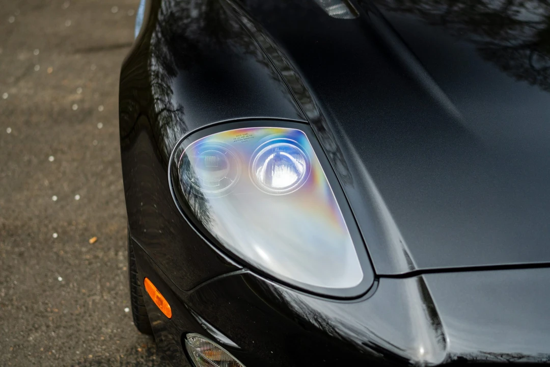 2005 Aston Martin Vanquish 1st Gen - Image 28 of 31