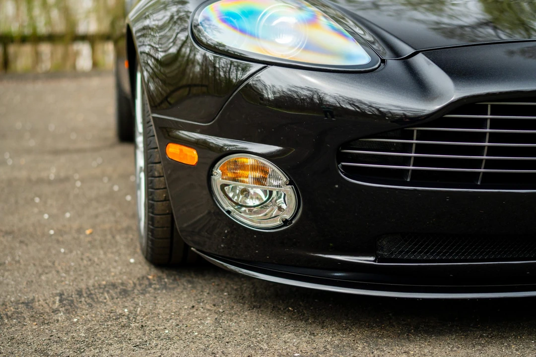 2005 Aston Martin Vanquish 1st Gen - Image 30 of 31