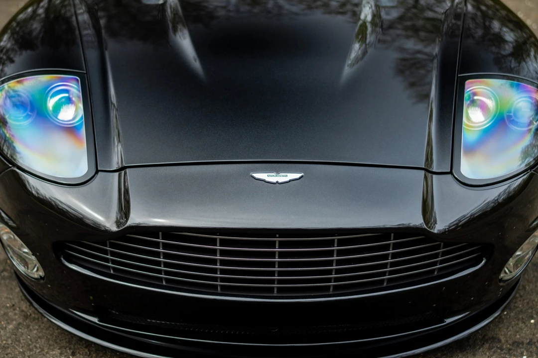 2005 Aston Martin Vanquish 1st Gen - Image 27 of 31