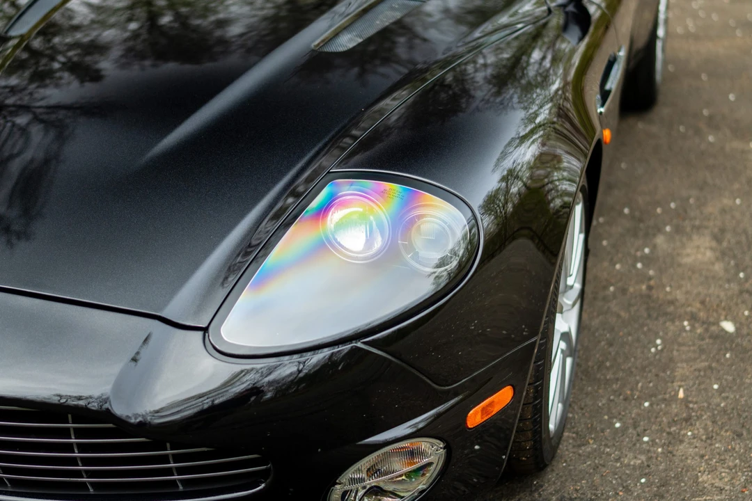 2005 Aston Martin Vanquish 1st Gen - Image 29 of 31
