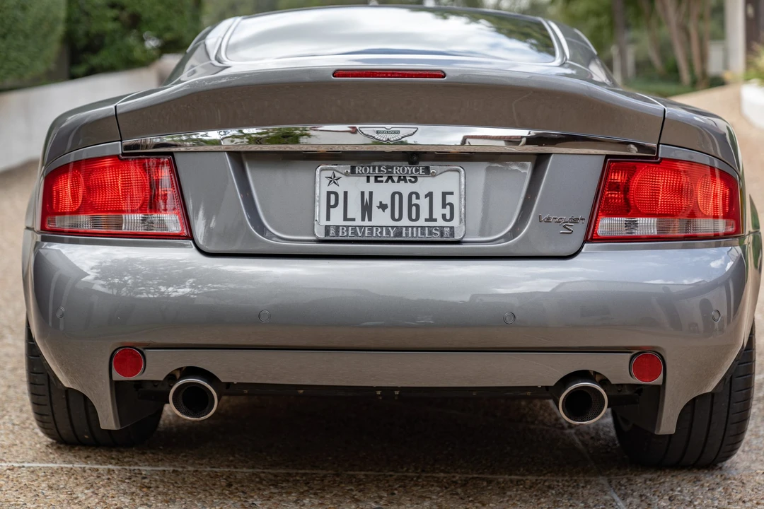 2005 Aston Martin Vanquish 1st Gen - Image 9 of 31