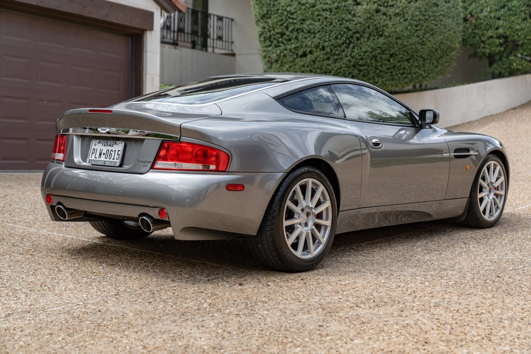 2005 Aston Martin Vanquish 1st Gen - Image 7 of 31