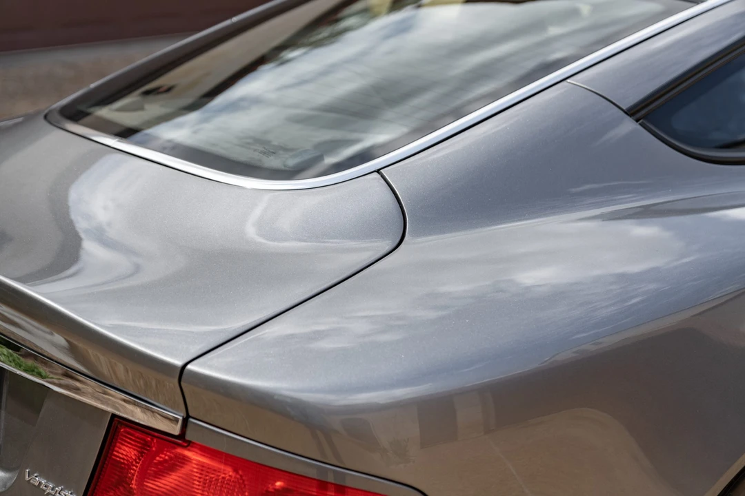 2005 Aston Martin Vanquish 1st Gen - Image 16 of 31
