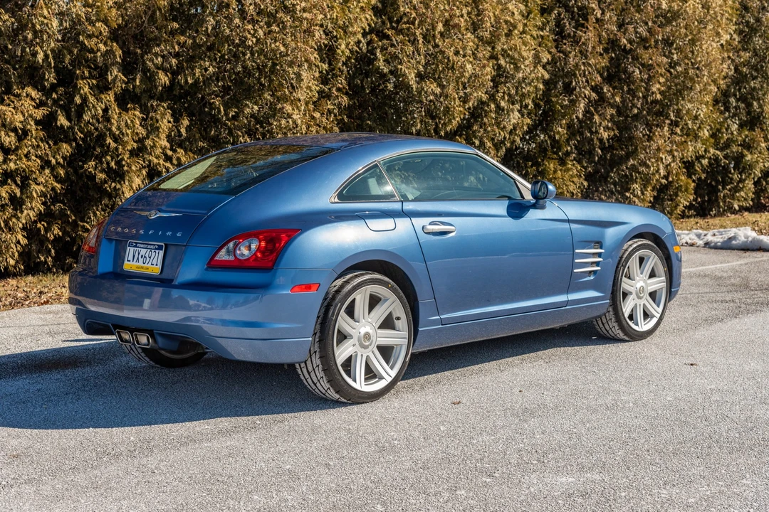 2005 Chrysler Crossfire - Image 16 of 31