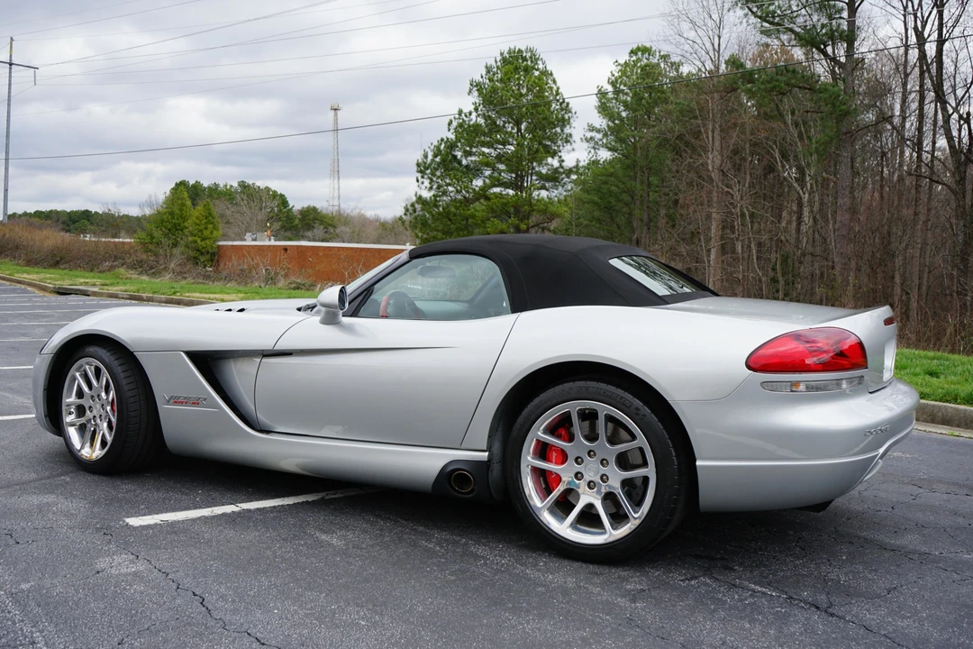 2005 Dodge Viper 4th Gen - Image 16 of 31