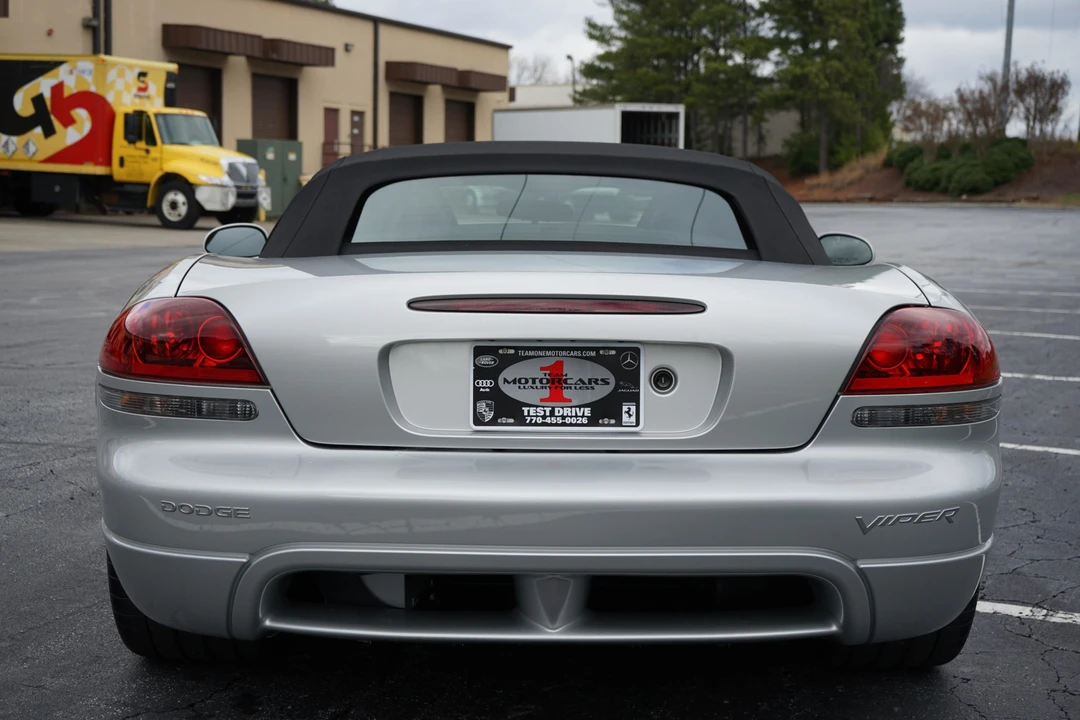 2005 Dodge Viper 4th Gen - Image 19 of 31