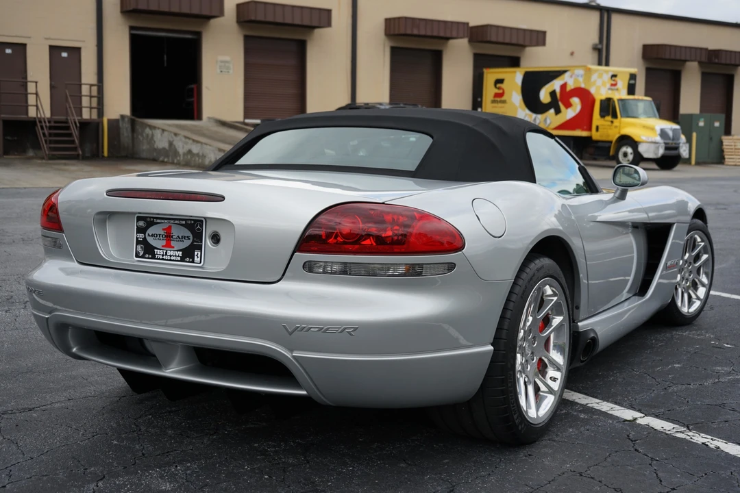 2005 Dodge Viper 4th Gen - Image 22 of 31