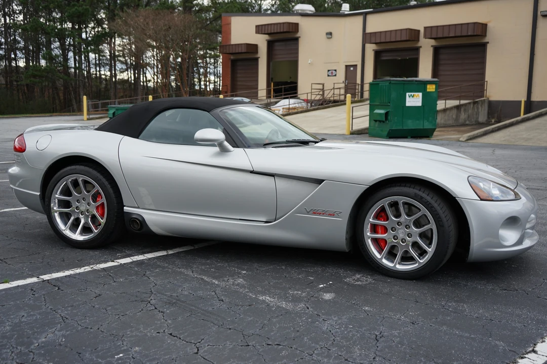 2005 Dodge Viper 4th Gen - Image 25 of 31