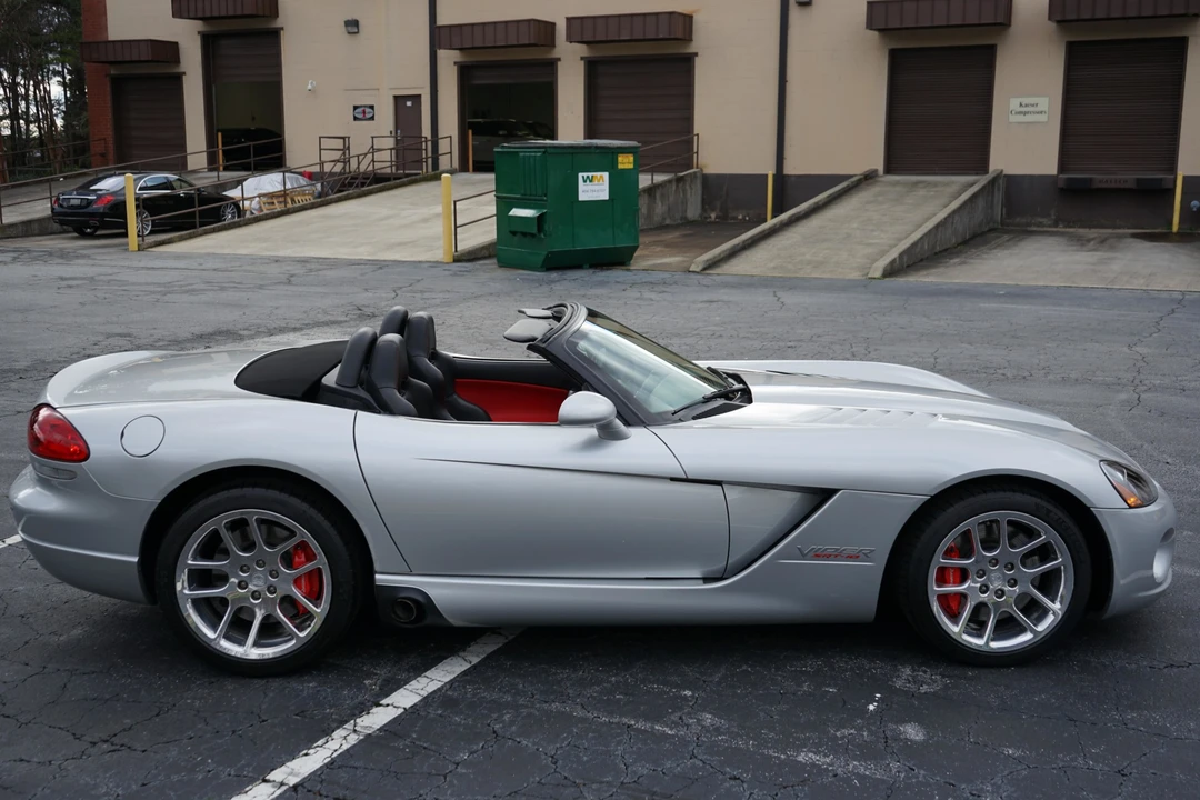 2005 Dodge Viper 4th Gen - Image 9 of 31