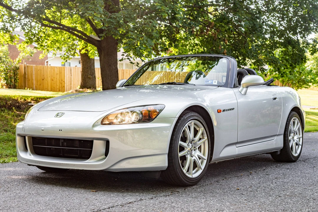 2005 Honda AP2 S2000 - Image 2 of 31