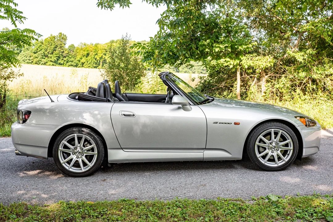 2005 Honda AP2 S2000 - Image 5 of 31