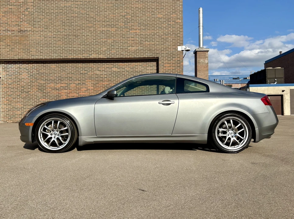 2005 Infiniti G35 3rd Gen - Image 26 of 31