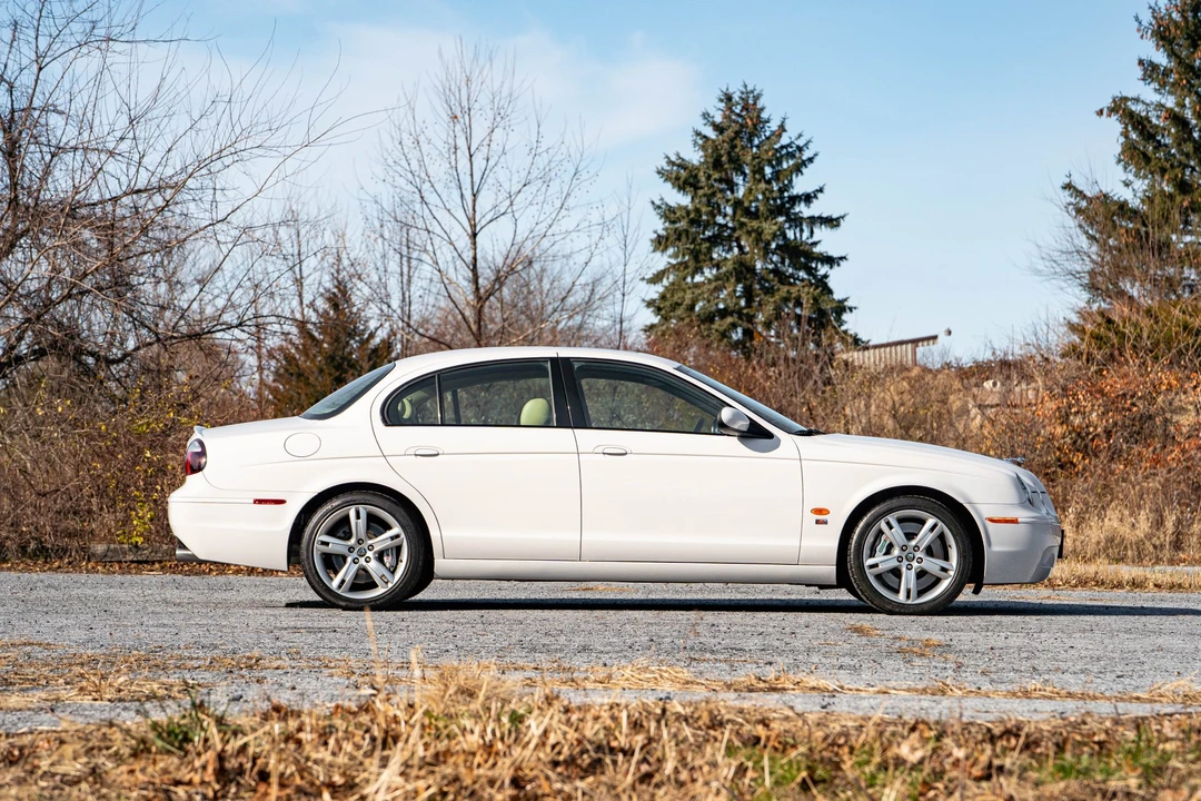2005 Jaguar S-Type 2nd Gen - Image 30 of 31