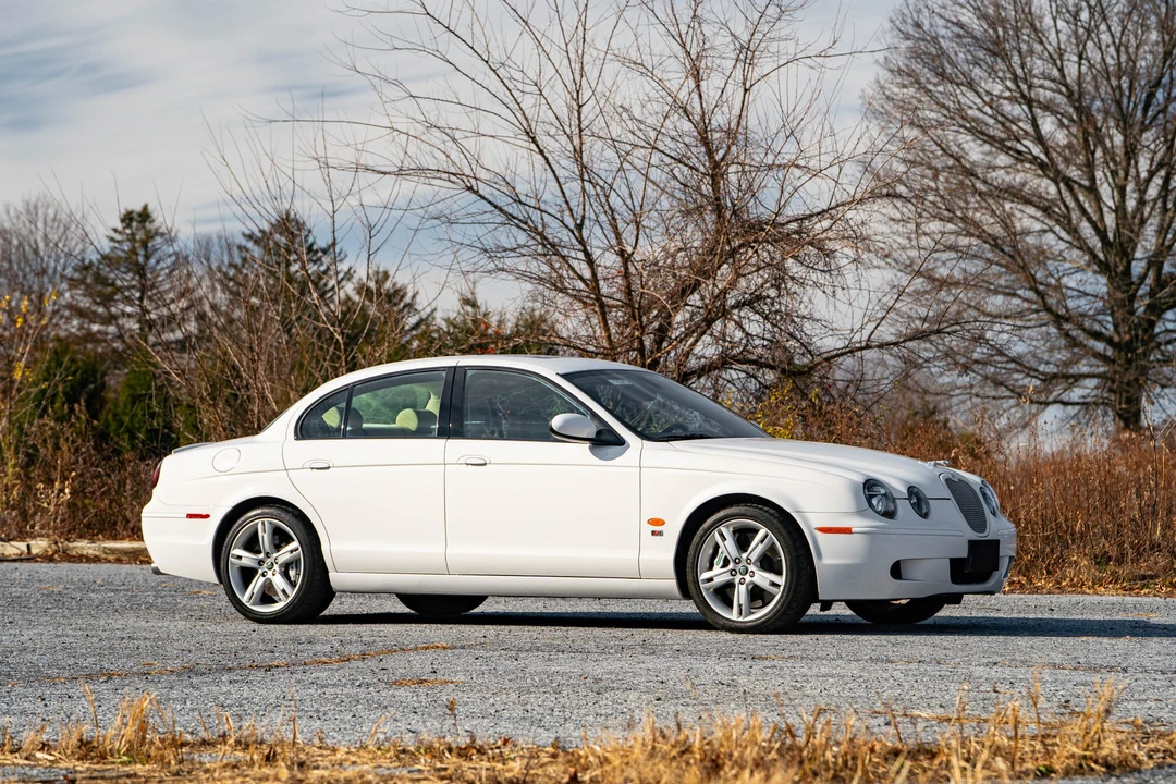 2005 Jaguar S-Type 2nd Gen - Image 26 of 31