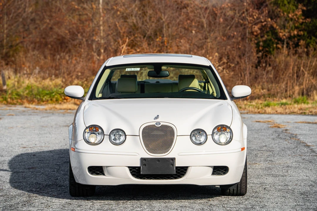 2005 Jaguar S-Type 2nd Gen - Image 17 of 31
