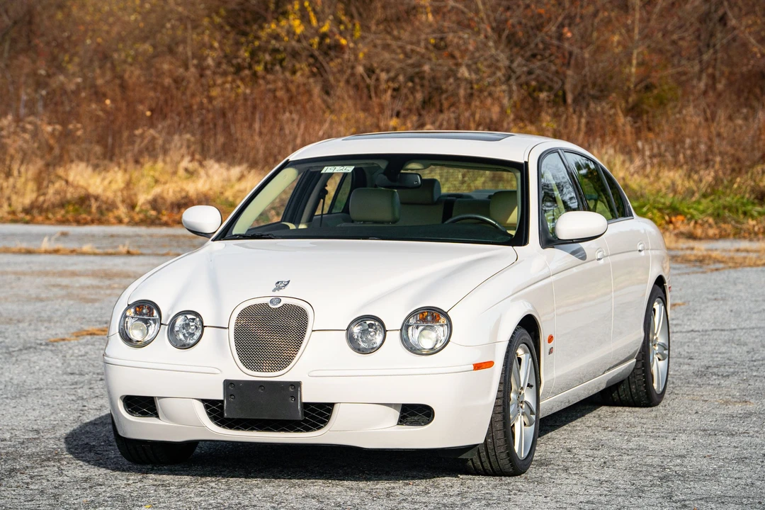 2005 Jaguar S-Type 2nd Gen - Image 10 of 31