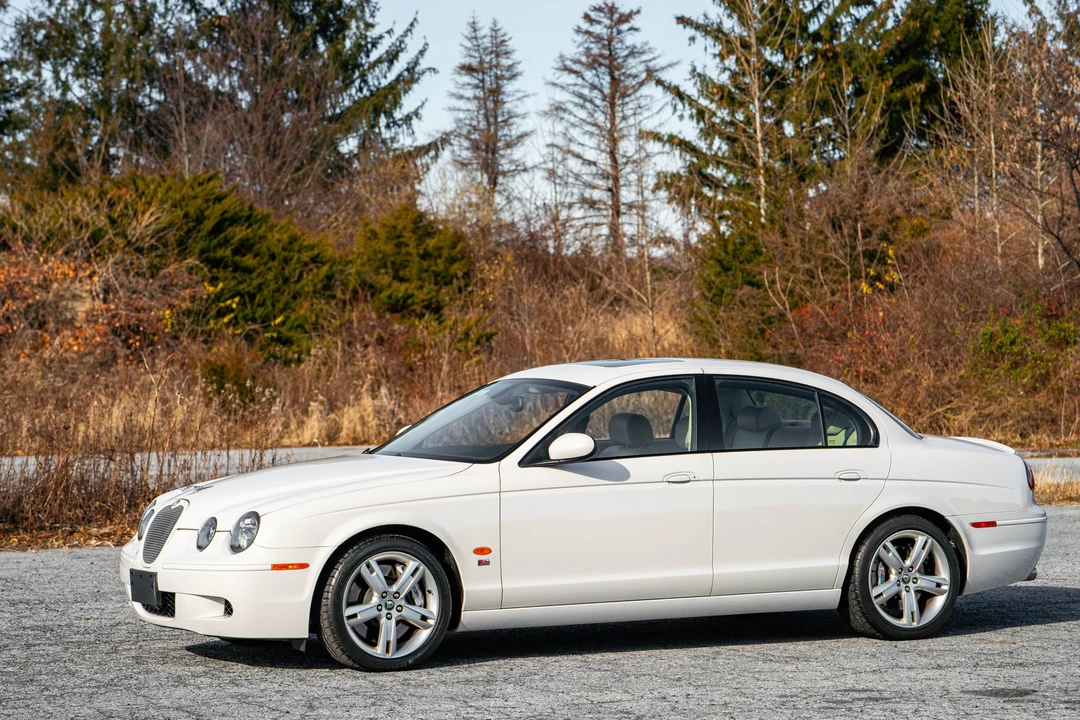 2005 Jaguar S-Type 2nd Gen - Image 2 of 31