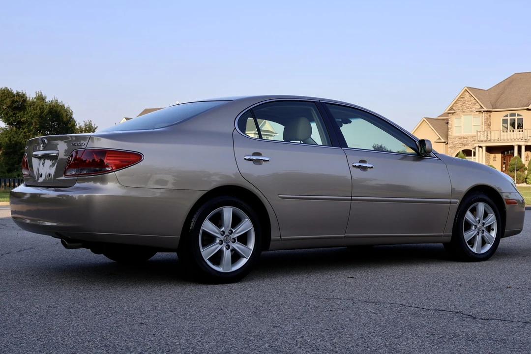 2005 Lexus ES 4th Gen - Image 7 of 31