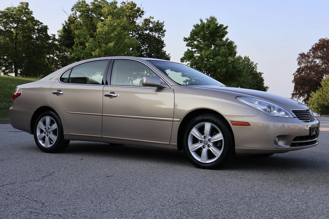 2005 Lexus ES 4th Gen - Image 5 of 31