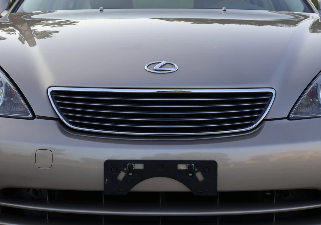 2005 Lexus ES 4th Gen - Image 15 of 31