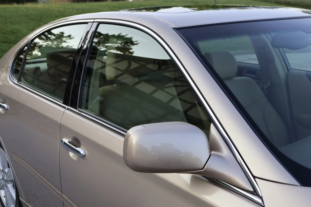 2005 Lexus ES 4th Gen - Image 25 of 31