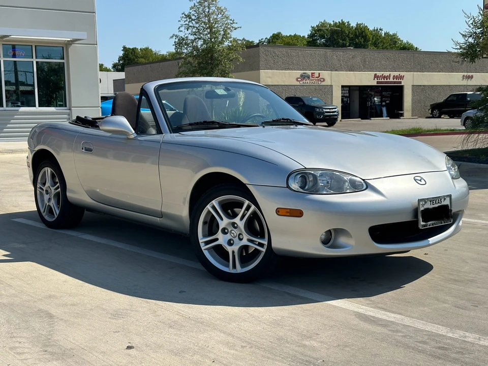 2005 Mazda NB MX-5 Miata - Image 13 of 31