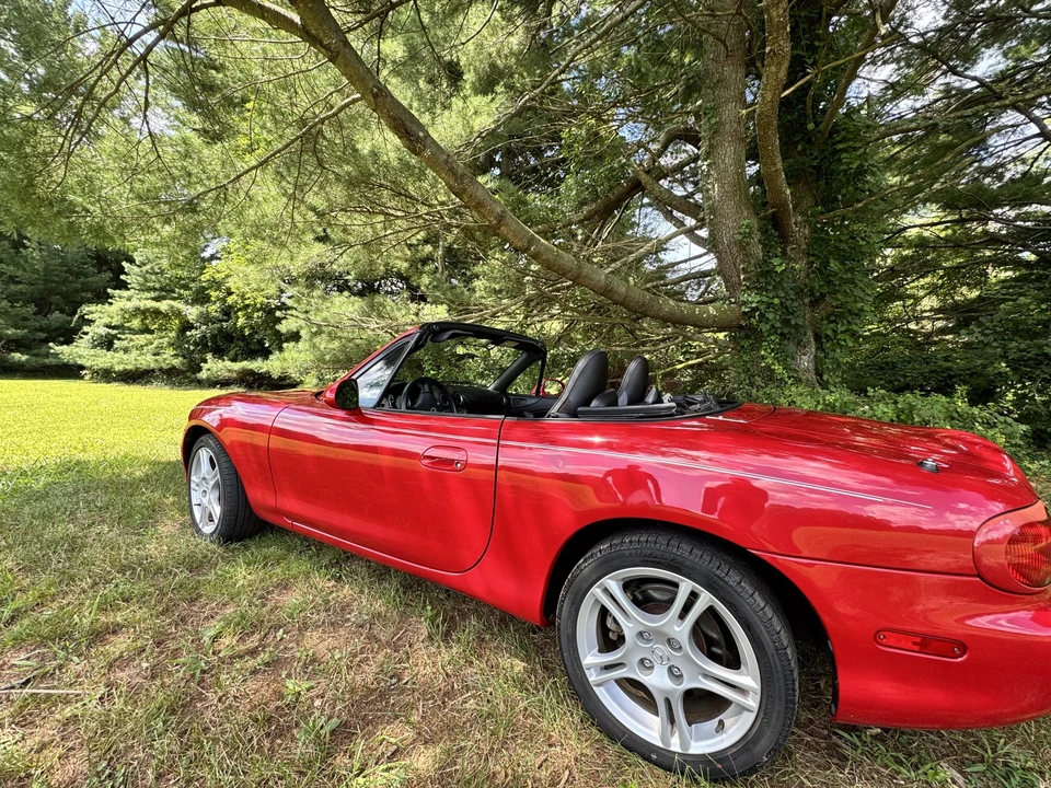 2005 Mazda NB MX-5 Miata - Image 29 of 31