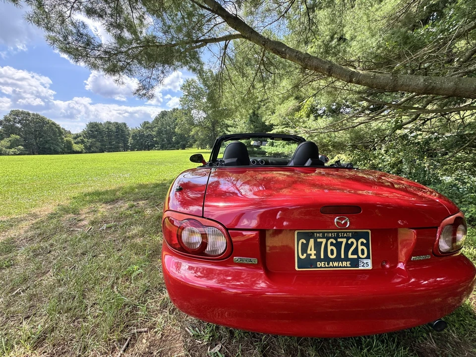 2005 Mazda NB MX-5 Miata - Image 26 of 31