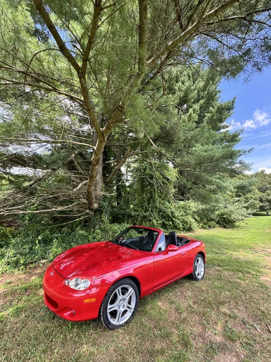 2005 Mazda NB MX-5 Miata - Image 2 of 31
