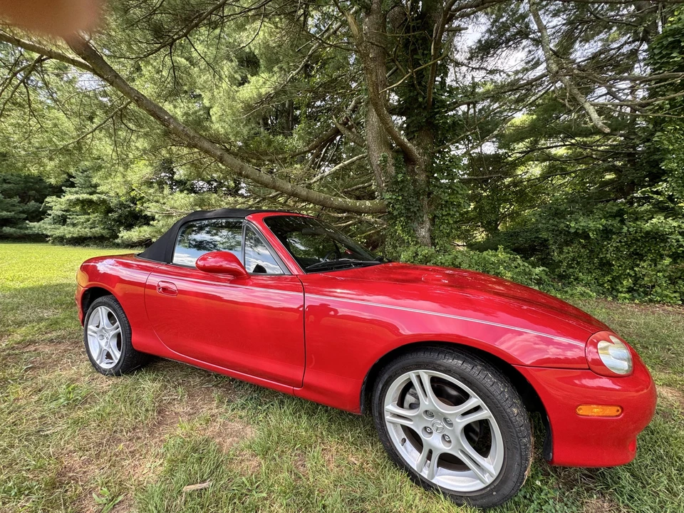 2005 Mazda NB MX-5 Miata - Image 17 of 31