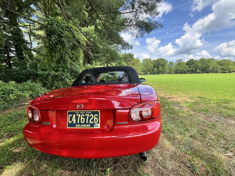 2005 Mazda NB MX-5 Miata - Image 21 of 31