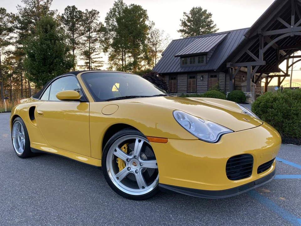 2005 Porsche 996 Turbo - Image 13 of 31