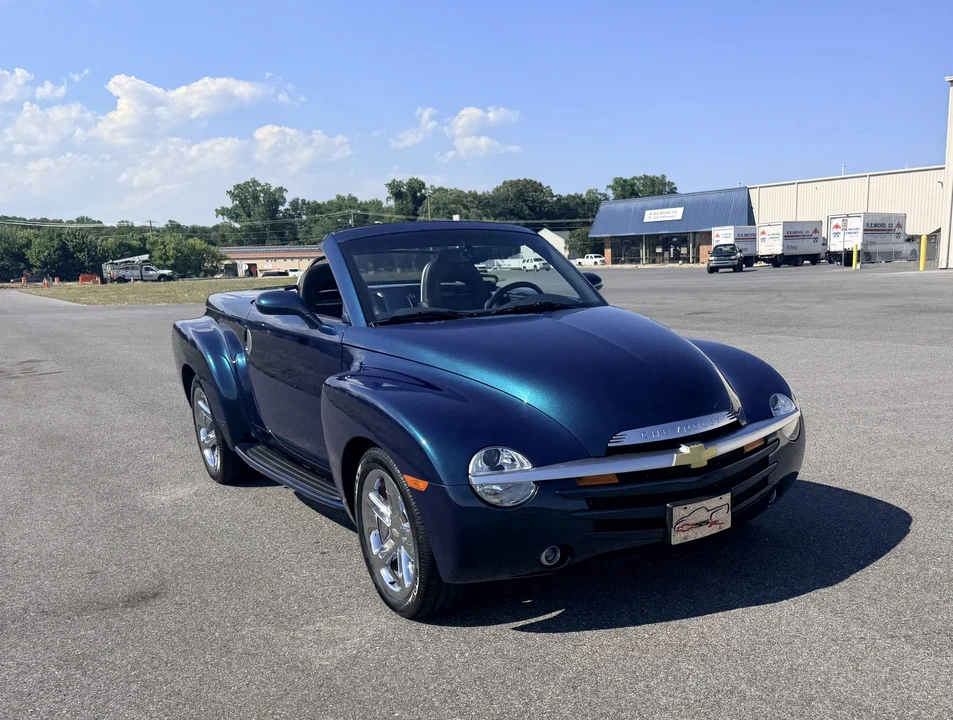 2006 Chevrolet SSR - Image 16 of 31