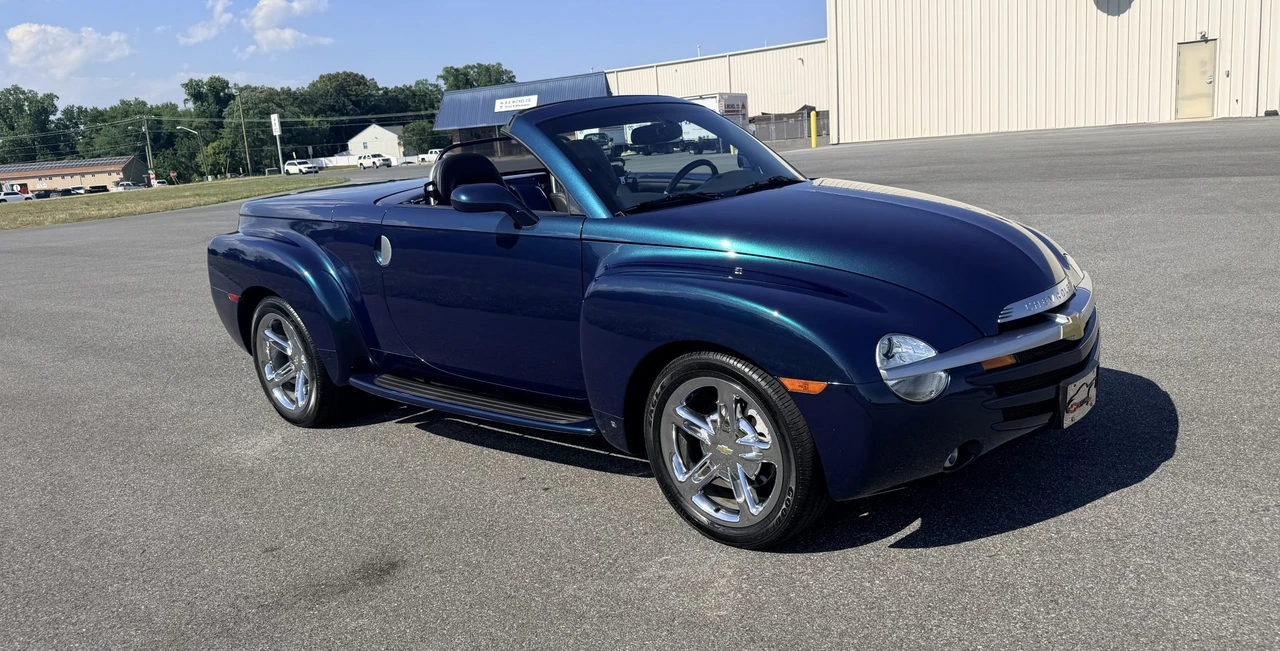 2006 Chevrolet SSR - Image 21 of 31