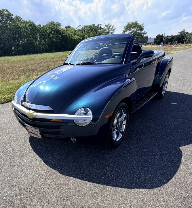 2006 Chevrolet SSR - Image 9 of 31