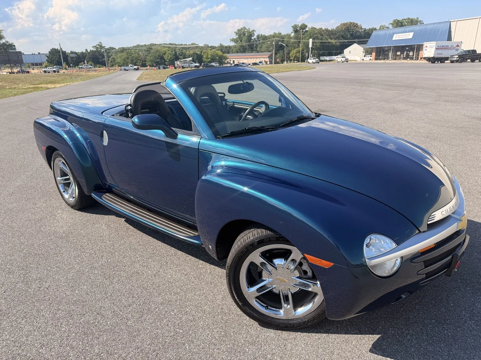 2006 Chevrolet SSR - Image 20 of 31