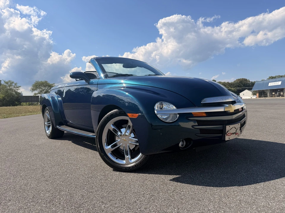 2006 Chevrolet SSR - Image 18 of 31