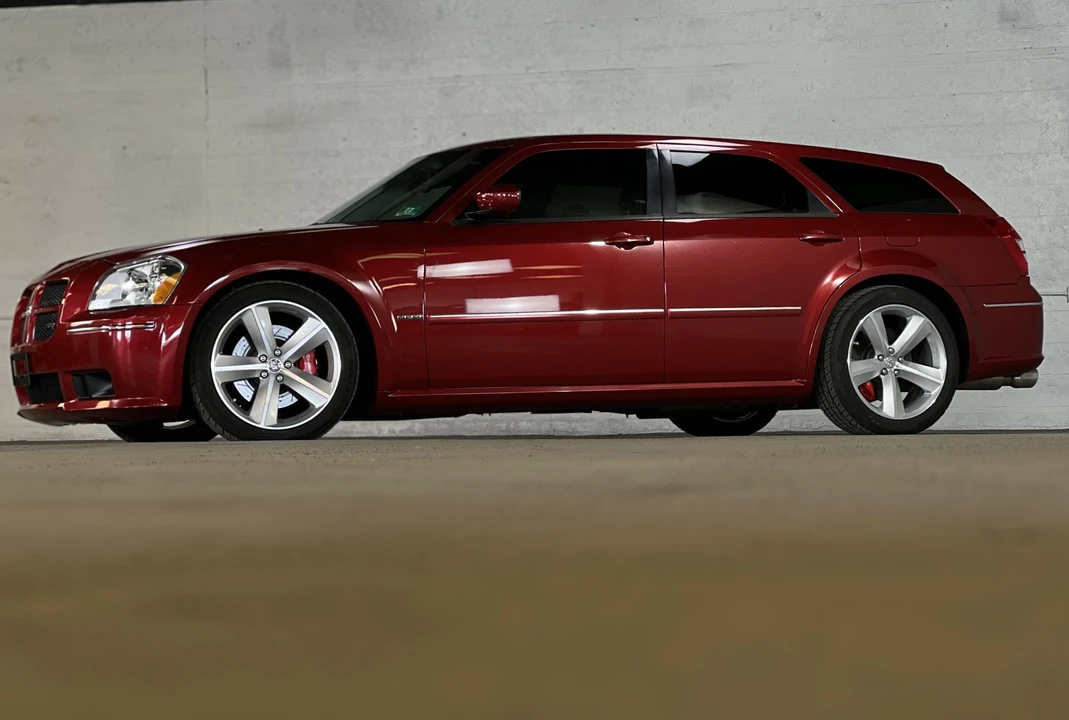 2006 Dodge Magnum SRT8 2nd Gen - Image 11 of 31