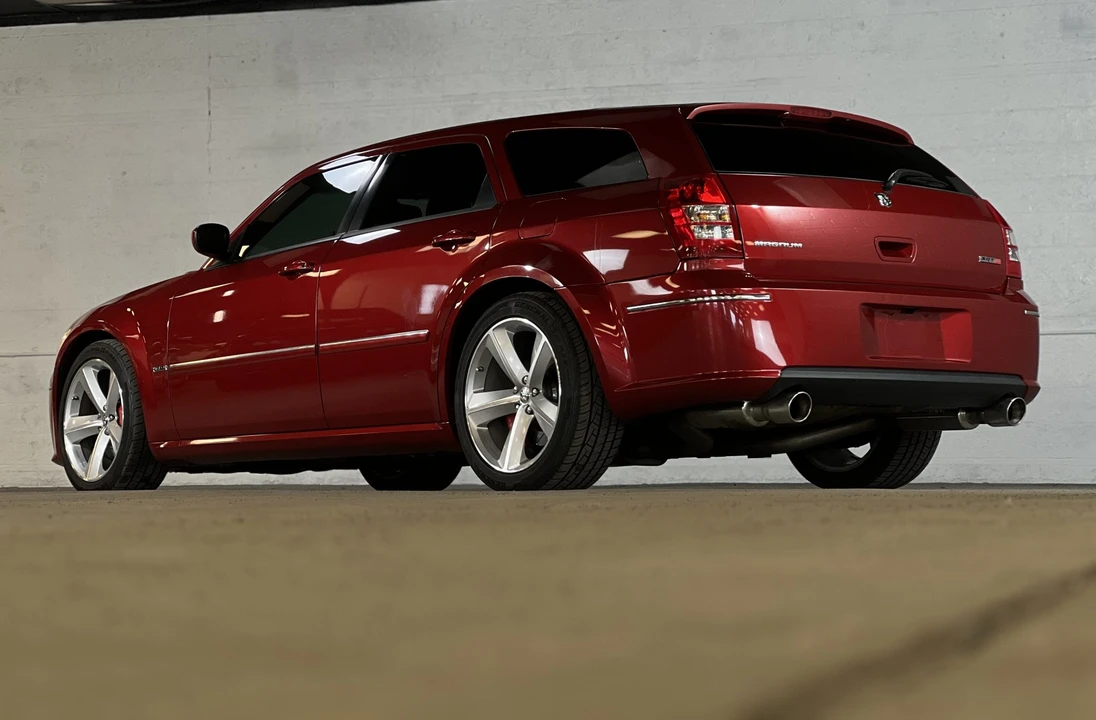2006 Dodge Magnum SRT8 2nd Gen - Image 18 of 31