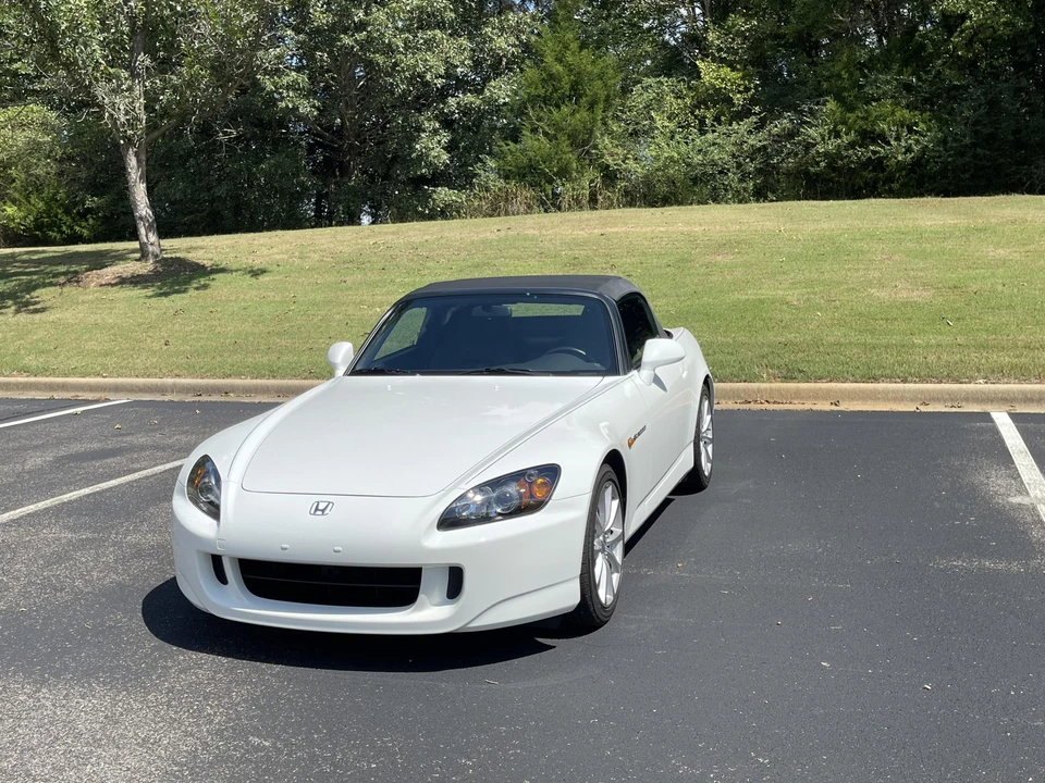 2006 Honda AP2 S2000 - Image 2 of 31