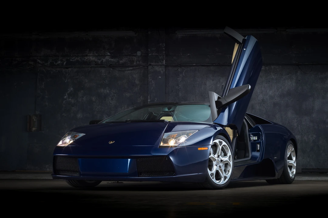 2006 Lamborghini Murcielago - Image 2 of 31