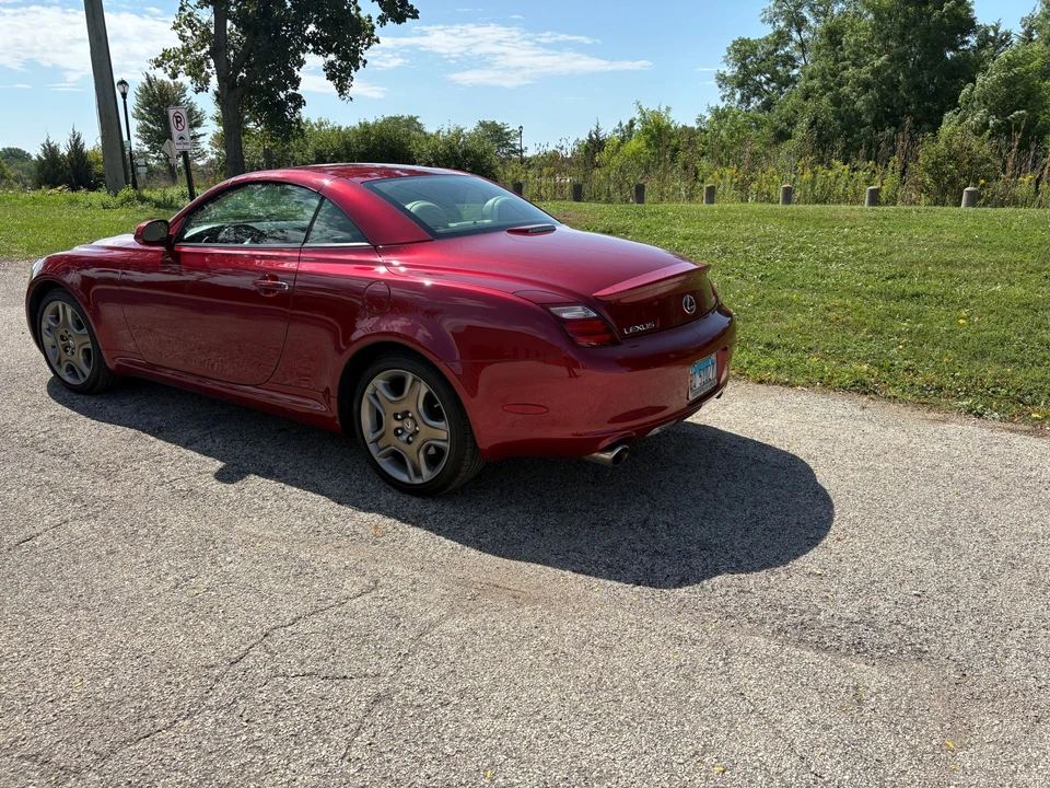 2006 Lexus SC430 - Image 10 of 31
