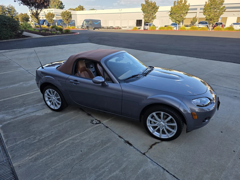 2006 Mazda NC MX-5 Miata - Image 24 of 31