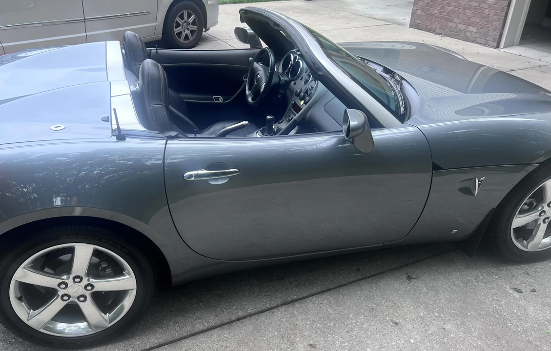2006 Pontiac Solstice - Image 14 of 31