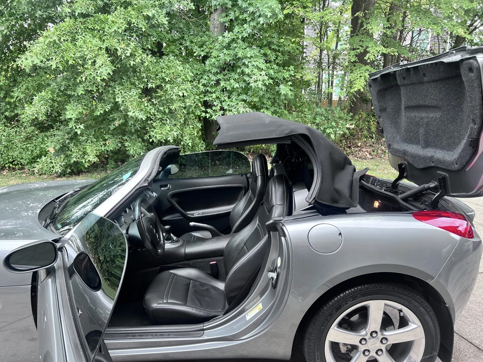 2006 Pontiac Solstice - Image 17 of 31