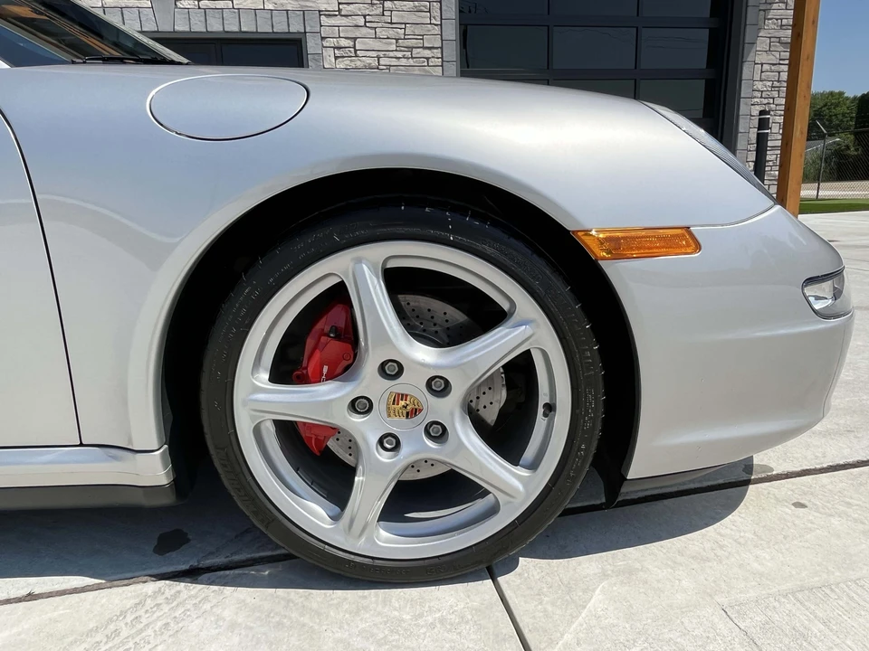2006 Porsche 997 Carrera 4S - Image 11 of 31