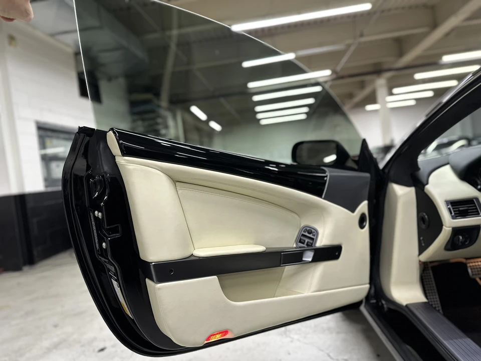2007 Aston Martin DB9 - Image 19 of 31