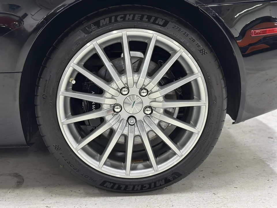2007 Aston Martin DB9 - Image 14 of 31